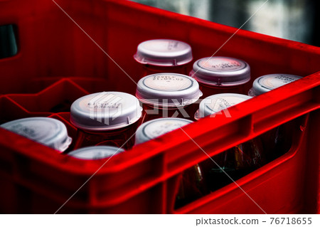 Milk box and milk bottle 76718655