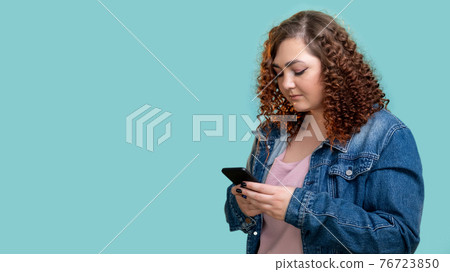 mobile technology social network active lifestyle mobile technology social network active lifestyle 76723850