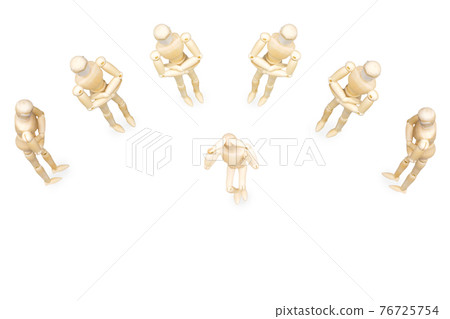 A drawing doll that suffers from entrainment pressure surrounded by many mask-wearing people 76725754