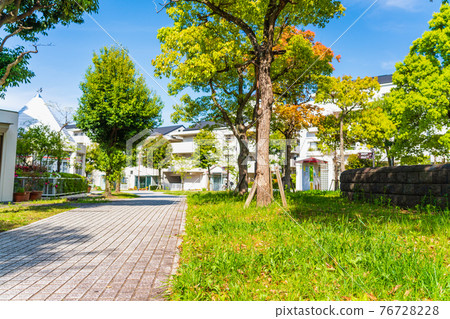 清新清新的綠色長廊，環境優美的住宅區 76728228