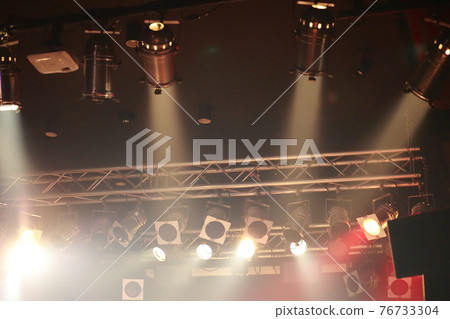 現場照明 76733304