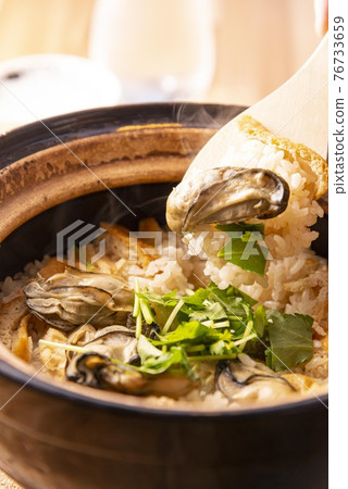 Oyster cooked rice 76733659