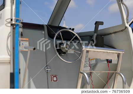 Steering room of ship 76736509