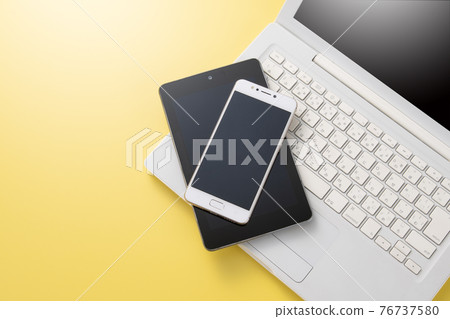 PC tablet smartphone PC tablet smartphone 76737580