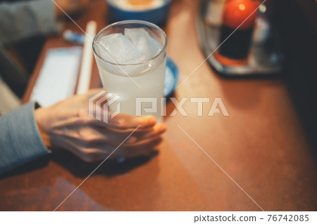 Chuhai at a tavern Chuhai at a tavern 76742085