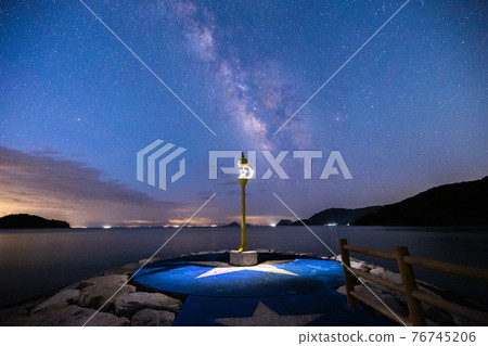 《Suooshima, Yamaguchi Prefecture》 Star beach, starry sky and Milky Way 76745206