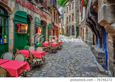Cobbled street in the Old town of Dinan, Brittany, France 76746272