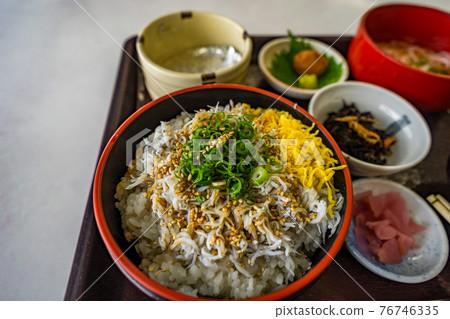 Shirasu-don(日本-和歌山-鹽之崎觀光塔) Shirasu-don(日本-和歌山-鹽之崎觀光塔) 76746335