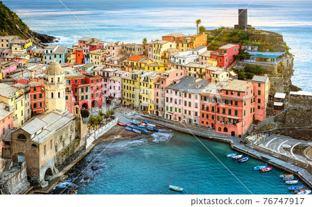 Vernazza village, Cinque Terre, Liguria coast, Italy 76747917