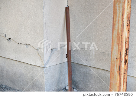 牆面損壞 76748590