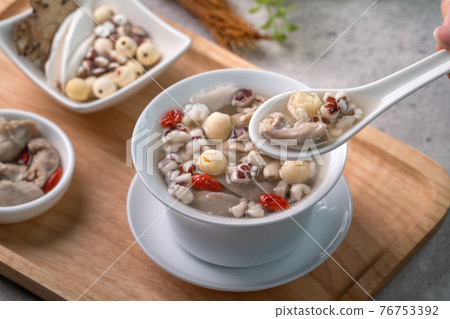 台灣 小吃 四神湯 四臣湯 Taiwan four herb soup モツ入り薬膳スープ 台灣 小吃 四神湯 四臣湯 Taiwan four herb soup モツ入り薬膳スープ 76753392