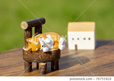 房地產形象 76755928