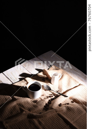 Tea time scenery 76760704