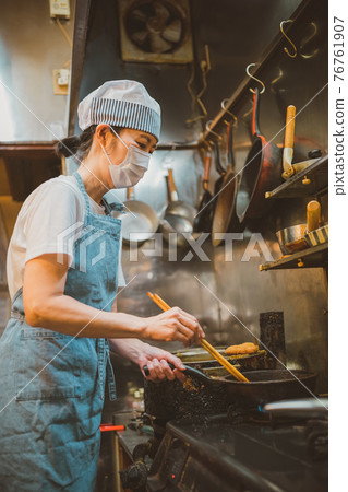 市中心餐廳 76761907