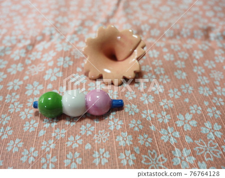Chopstick rest Sakura dumpling Chopstick rest Sakura dumpling 76764128