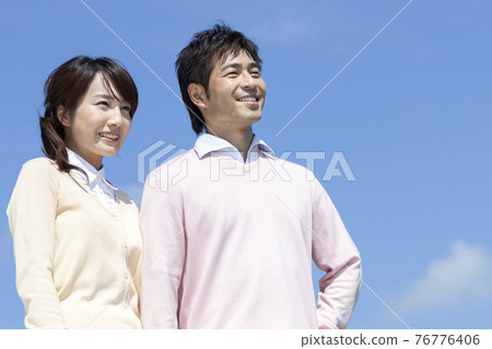 Smile couple Smile couple 76776406
