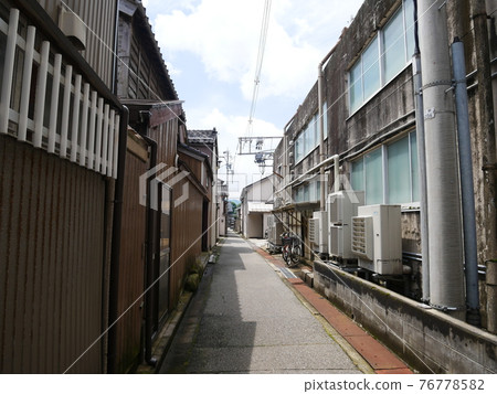 農村小巷 76778582