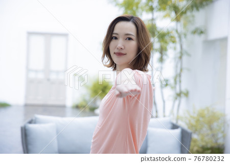 Female yoga 76780232