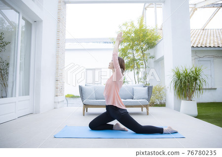 Female yoga 76780235