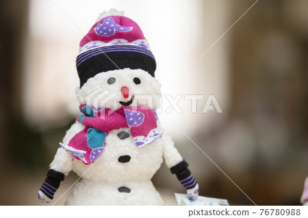 Funny handmade snowman. Christmas card. Funny handmade snowman. Christmas card. 76780988