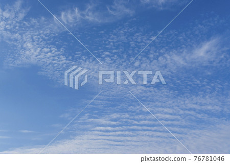 向天空雲天空 向天空雲天空 76781046