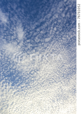向天空雲天空 向天空雲天空 76781052