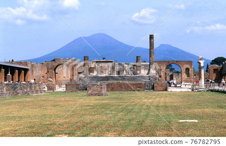 Ruins of Pompeii Ruins of Pompeii 76782795