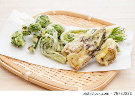 Tempura of wild plant Tempura of wild plant 76783828