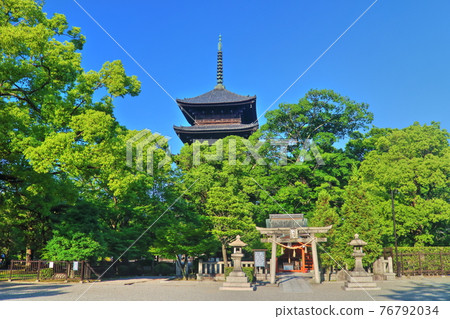 【京都府】鮮綠東寺五層寶塔 76792034
