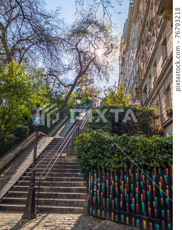 蒙馬特山上的樓梯 76793218
