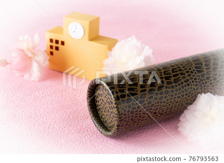 Diploma tube Round tube Sakura Graduation school building Diploma tube 76793563