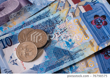New Qatari Riyal banknotes New Qatari Riyal banknotes 76798575