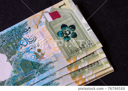 New Qatari Riyal banknotes New Qatari Riyal banknotes 76798588