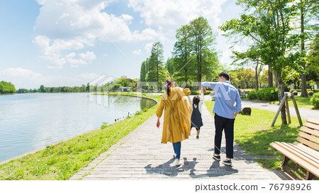公園家庭休閒橫幅 公園家庭休閒橫幅 76798926