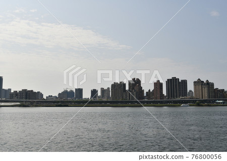 Taiwan, Taipei, Tamsui River, riverside, Dadaocheng Pier, embankment, park Taiwan, Taipei, Tamsui River, riverside, Dadaocheng Pier, embankment, park 76800056