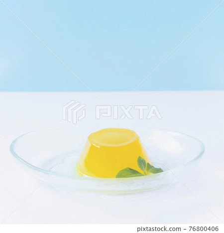 Cool sweets. Jelly and mint Cool sweets. Jelly and mint 76800406