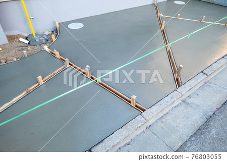 Exterior construction Exterior construction 76803055