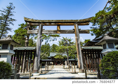 Uesugi Shrine 76804877