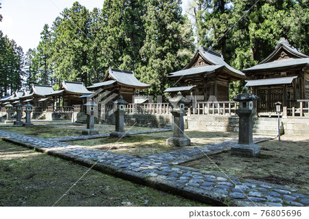 米澤藩主上杉家墓地 米澤藩主上杉家墓地 76805696