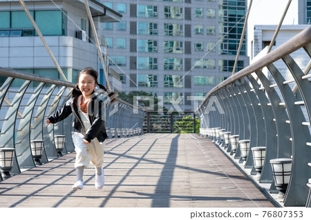 lifestyle kids running workout 76807353