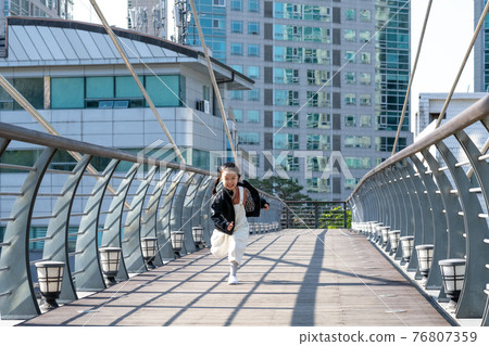 lifestyle kids running workout 76807359