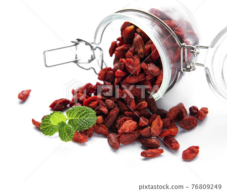 Dry red goji berries for a healthy diet. 76809249
