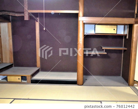 Orb (spirit photography?) 76812442