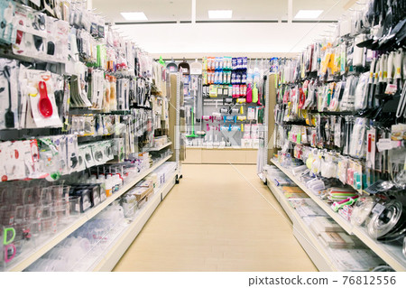 Inside the 100-yen shop Inside the 100-yen shop 76812556