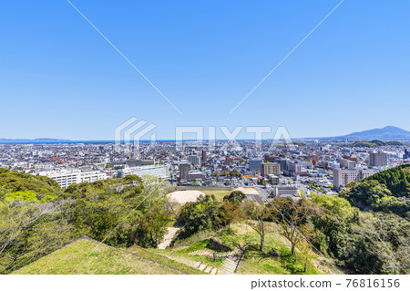 Yonago City, Tottori Prefecture Yonago Cityscape seen from the Yonago Castle Ruins 76816156