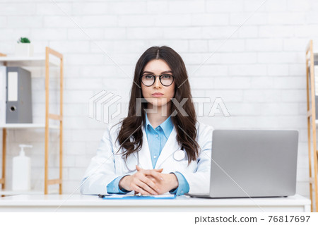 Private practice or therapist in clinic and online consultation of patient during COVID-19 pandemic 76817697