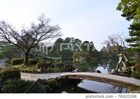 兼六園琴寺石燈籠“琴寺石燈籠” 76820396