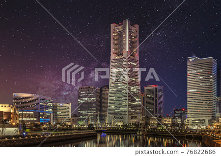 【皇后廣場橫濱夜景與Cosmo World天空構圖】 76822686