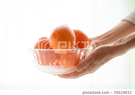 出生於佛羅里達州 Mineo La Orange 出生於佛羅里達州 Mineo La Orange 76828652