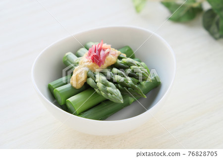 Asparagus mustard vinegar miso 76828705